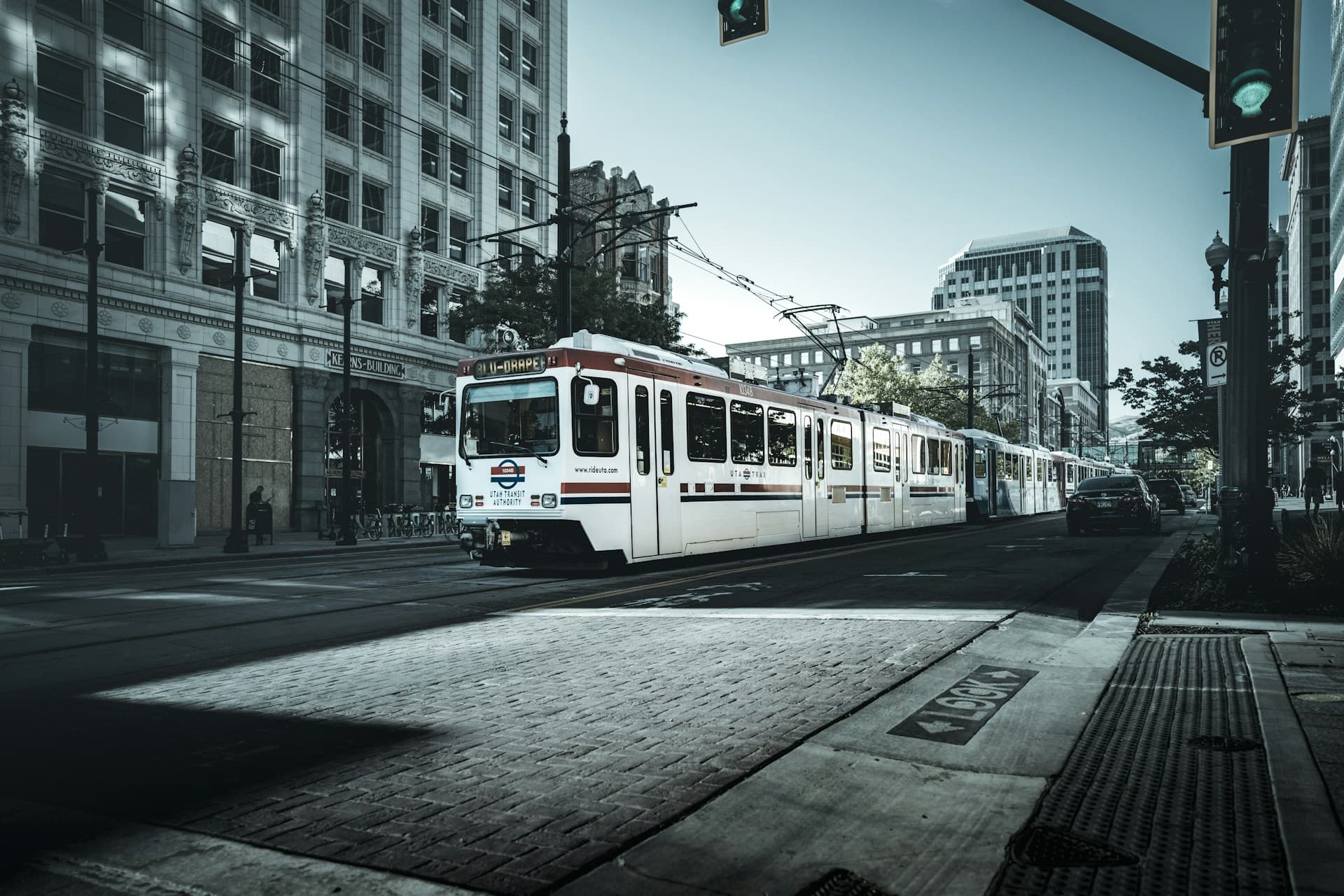 Transportation in Utah: Public Transit, Taxis, and Rideshares